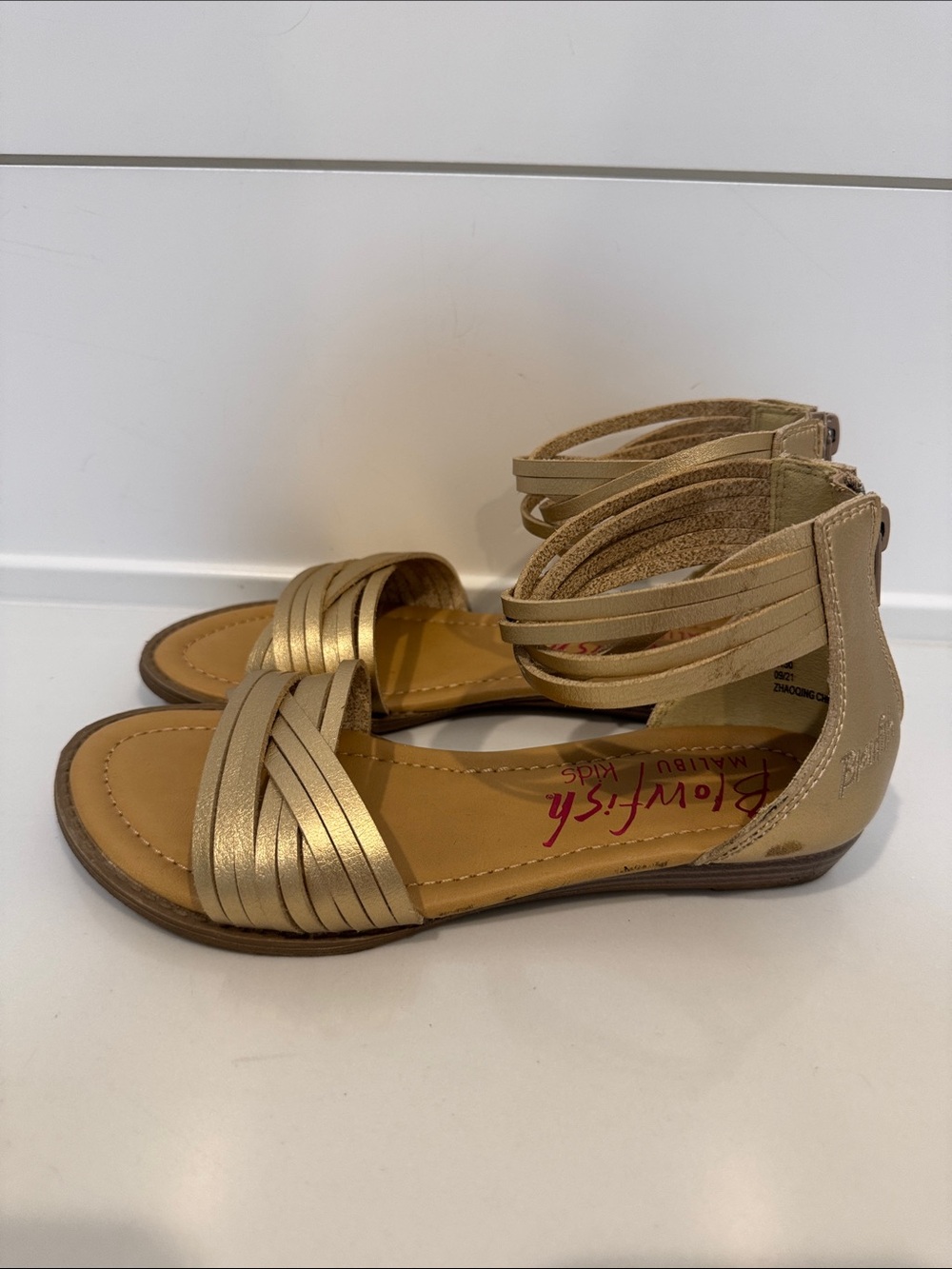 Blowfish Metallic Gold Ankle-Strap Flat Sandals size 4